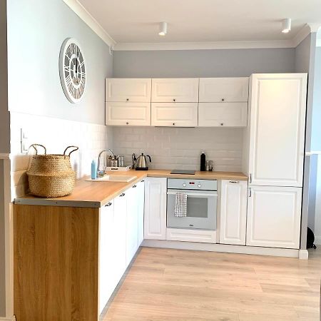 Mieszkanie W Marynarskim Stylu 700M Od Morza Kołobrzeg Exterior foto
